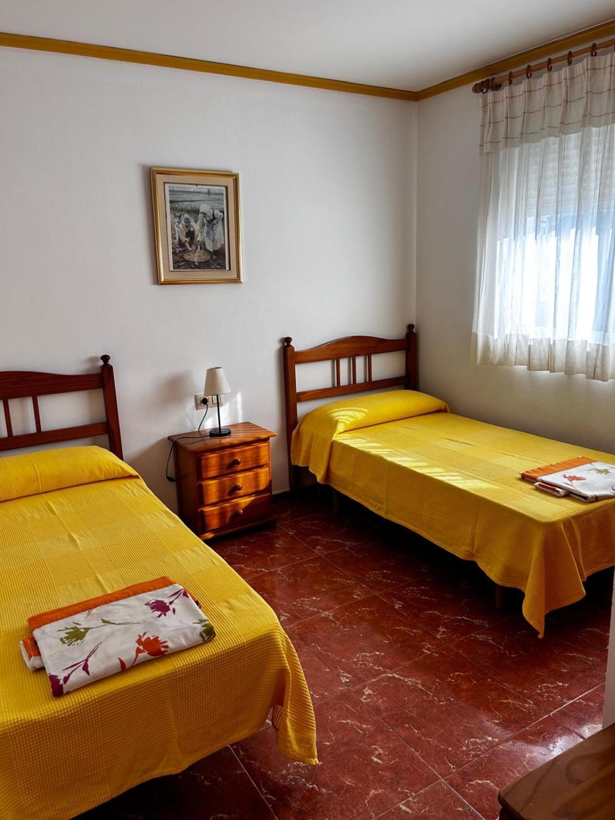 Apartamentos Inter Gandia Playa Bagian luar foto