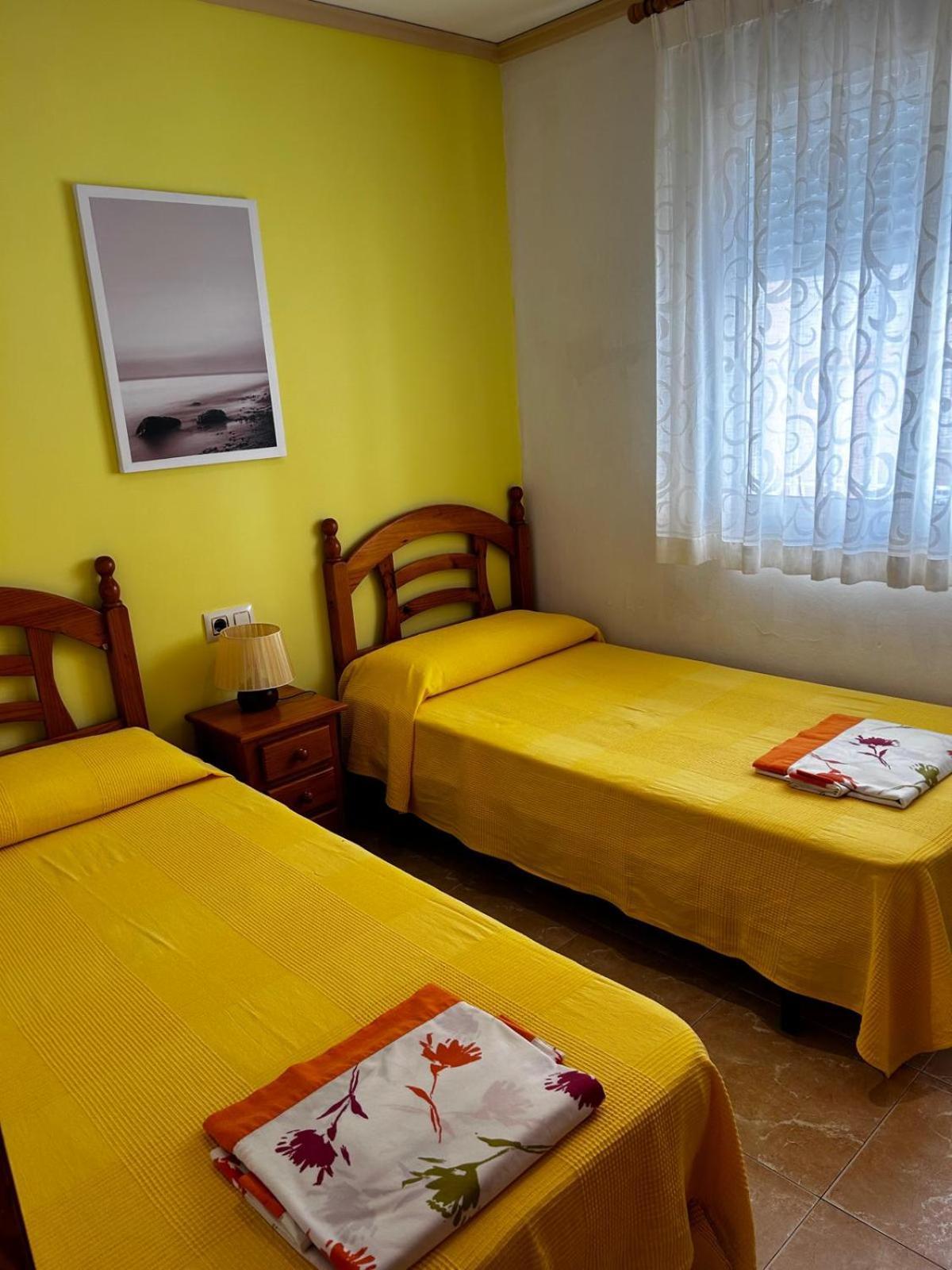Apartamentos Inter Gandia Playa Bagian luar foto
