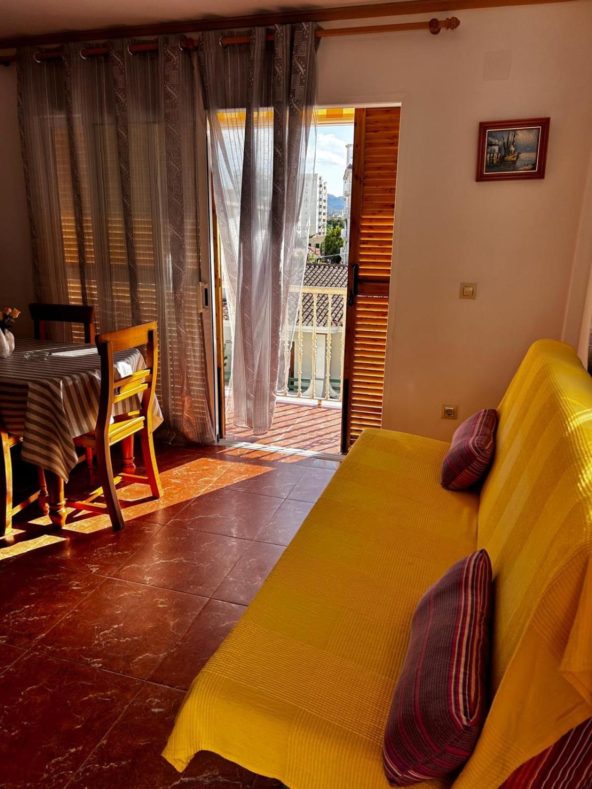 Apartamentos Inter Gandia Playa Bagian luar foto