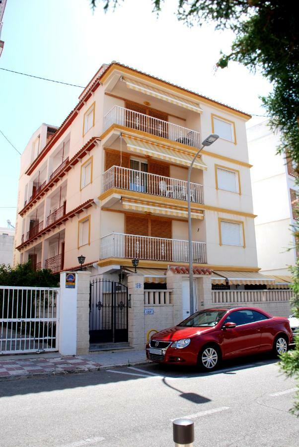Apartamentos Inter Gandia Playa Bagian luar foto